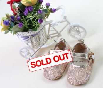 Sepatu Brukat Baby Gold